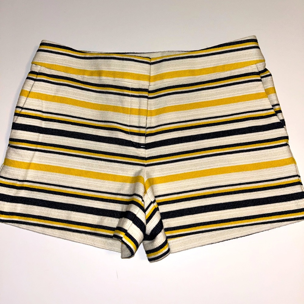 LOFT Riviera Short black, yellow,‎ cream striped shorts sz 6